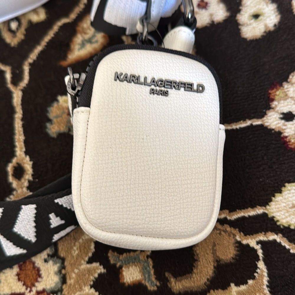Karl Lagerfeld Maybelle Double Zip White Iridescent Crossbody Camera
Bag - Picture 6 of 17
